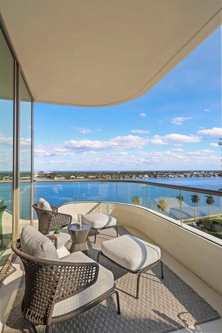 200 Arkona Court 1002, West Palm Beach, FL 33401