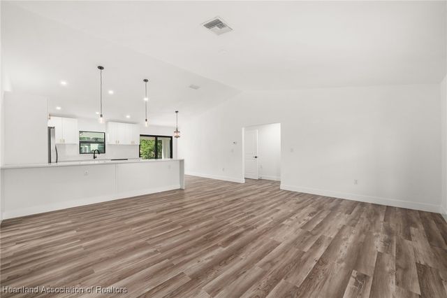 111 Blue Moon Avenue, Lake Placid, FL 33852