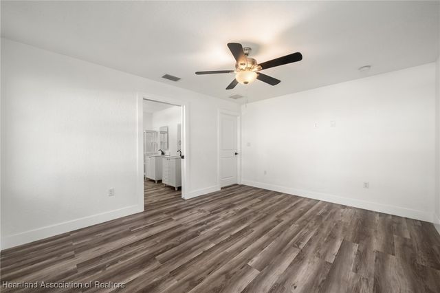 111 Blue Moon Avenue, Lake Placid, FL 33852