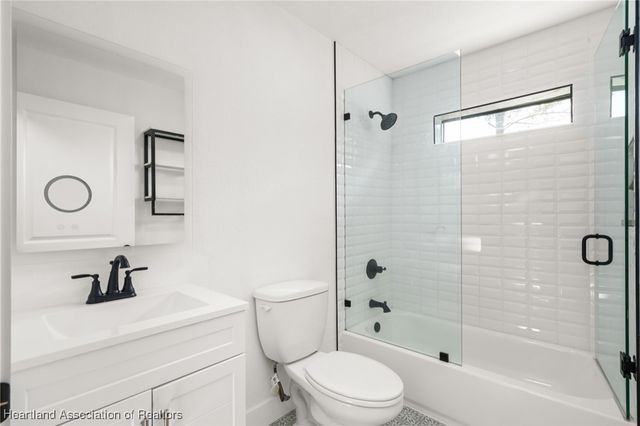 111 Blue Moon Avenue, Lake Placid, FL 33852