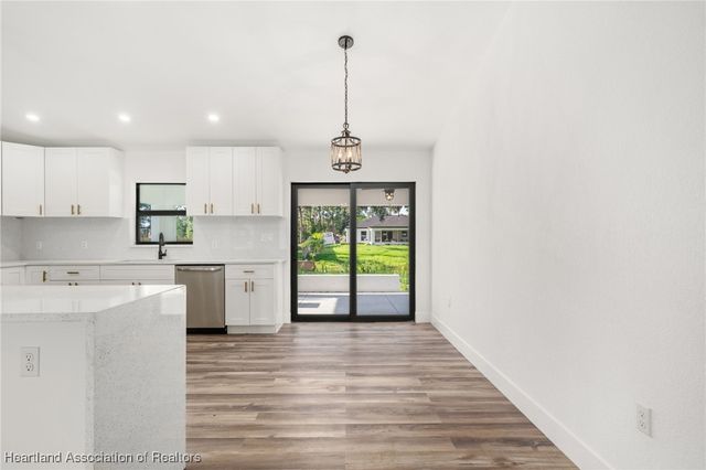 111 Blue Moon Avenue, Lake Placid, FL 33852