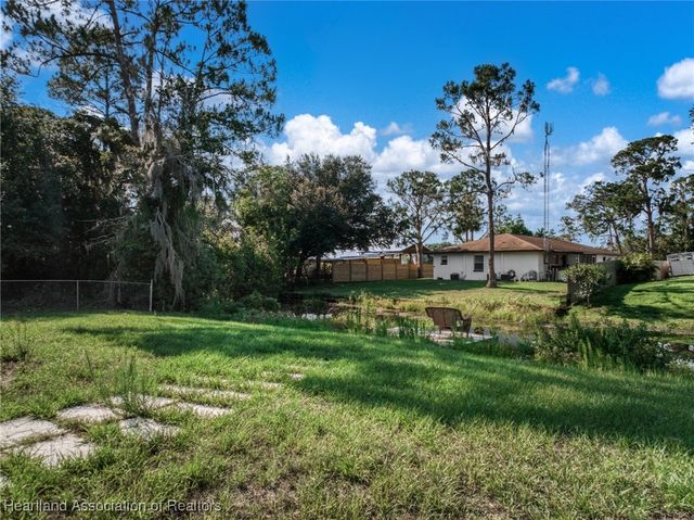 111 Blue Moon Avenue, Lake Placid, FL 33852