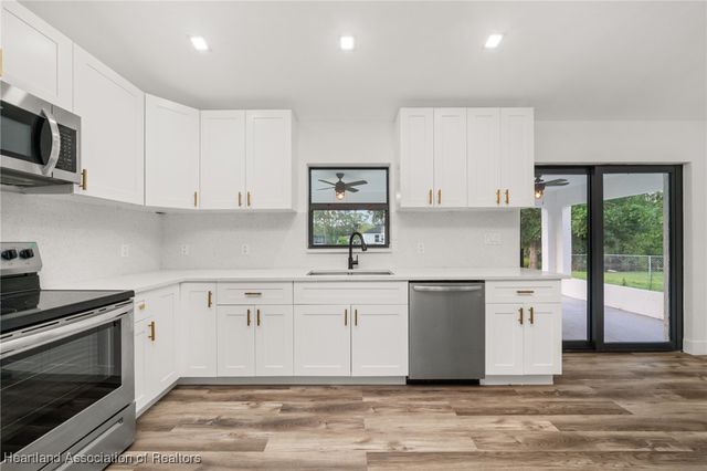 111 Blue Moon Avenue, Lake Placid, FL 33852