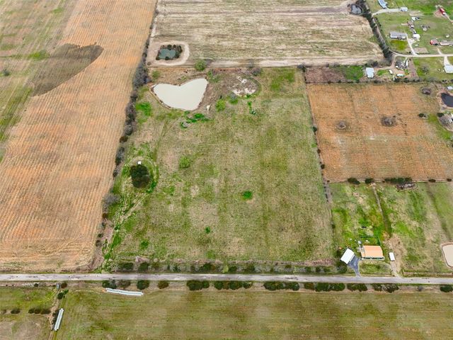 926 County Road 2225, Ivanhoe, TX 75447