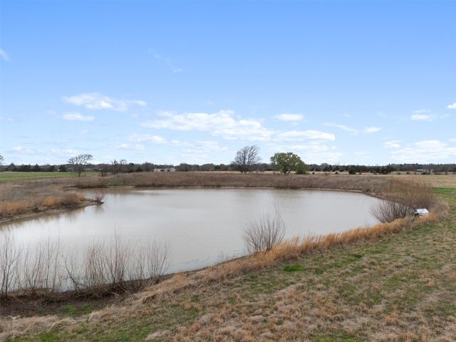 926 County Road 2225, Ivanhoe, TX 75447