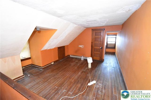 1849 Hay Terrace, Wilson Boro, PA 18042