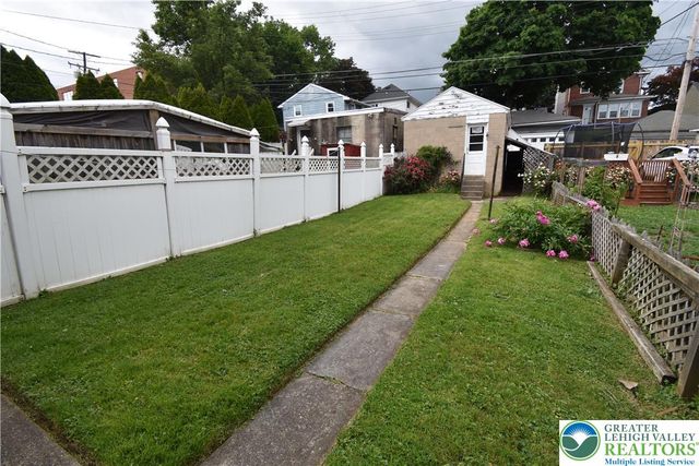1849 Hay Terrace, Wilson Boro, PA 18042