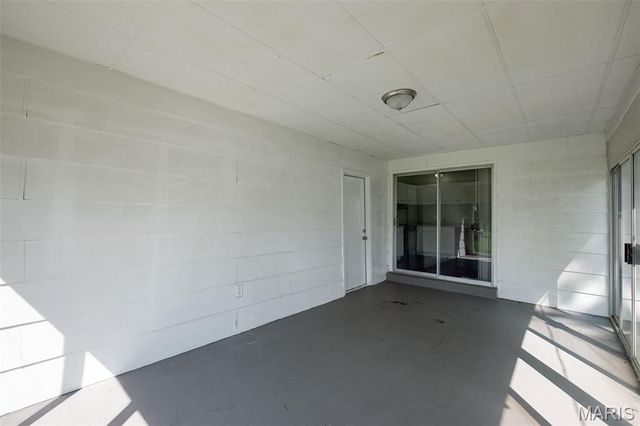 2050 Trotter Way, Florissant, MO 63033