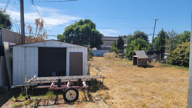 2602 Florida Ave, Stockton, CA 95205