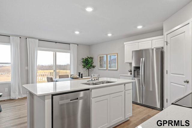 18502 Portal Street, Gretna, NE 68136