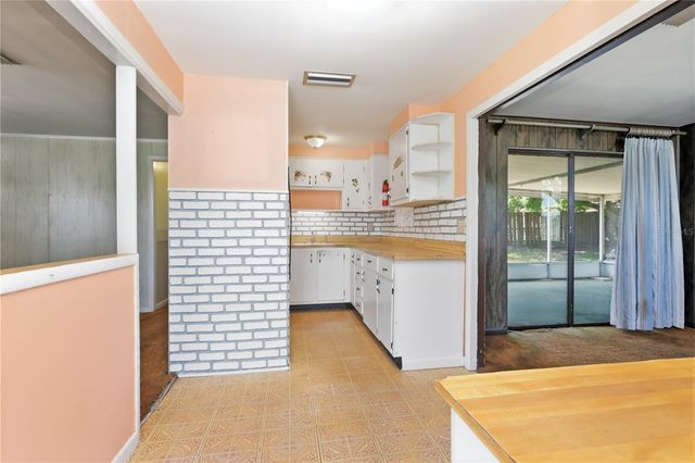 2456 KIMBERLY DRIVE, Deltona, FL 32738