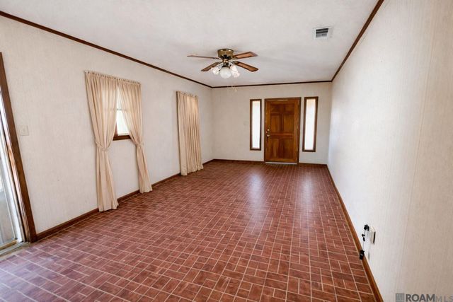 7257 Solitude Rd, St Francisville, LA 70775