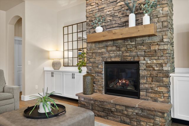 60208 Rolled Rock Way, Bend, OR 97702