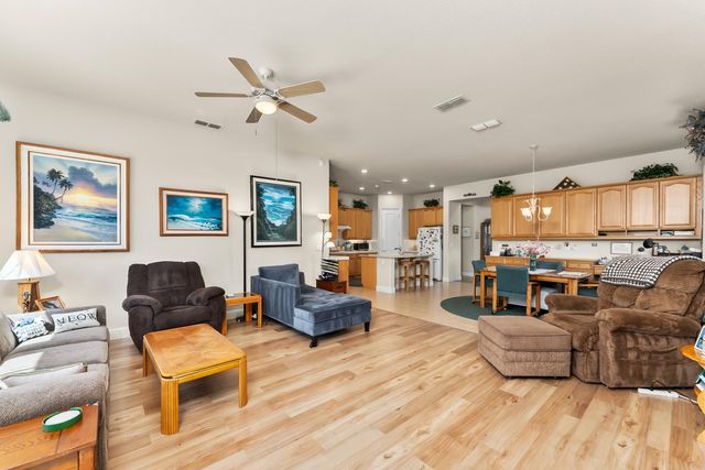 2109 Osprey Ct, Folsom, CA 95630
