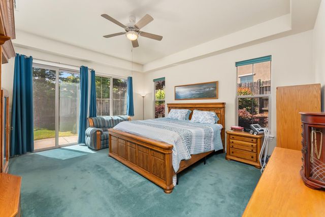 2109 Osprey Ct, Folsom, CA 95630