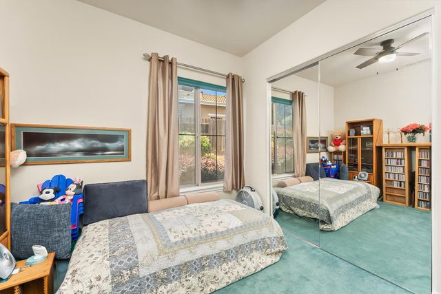 2109 Osprey Ct, Folsom, CA 95630