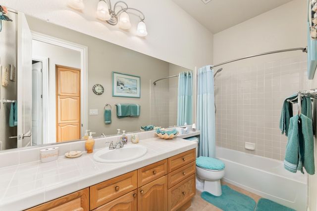 2109 Osprey Ct, Folsom, CA 95630