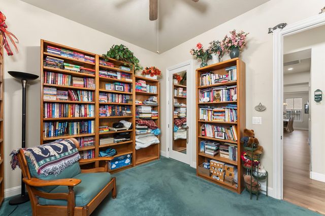 2109 Osprey Ct, Folsom, CA 95630