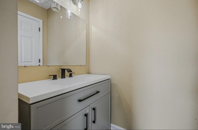 123 COUNCIL CIR, Newark, DE 19702