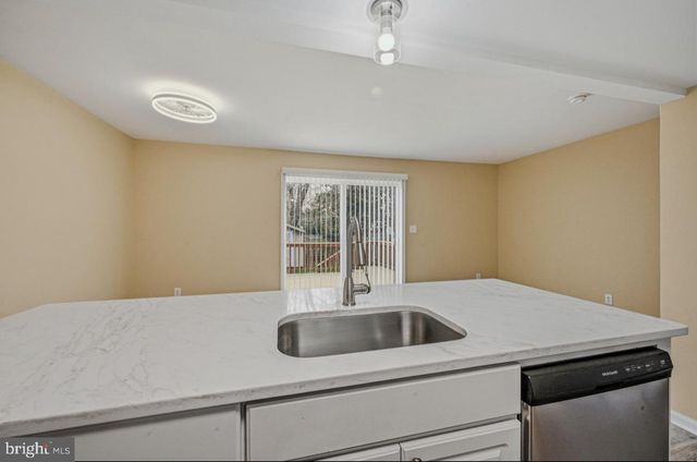 123 COUNCIL CIR, Newark, DE 19702