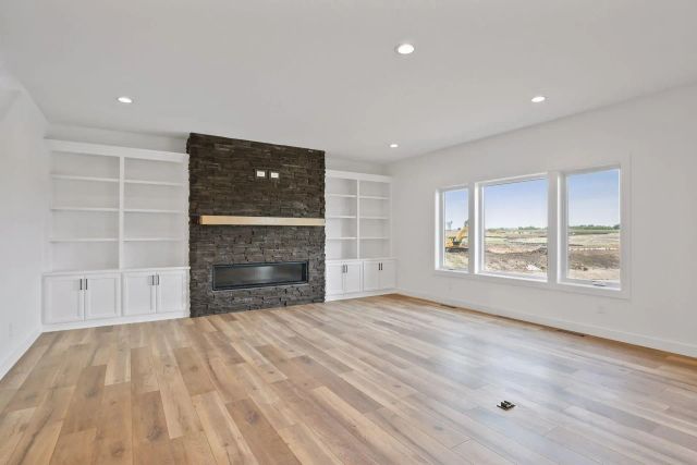 4928 Parkside Circle, Eagan, MN 55123
