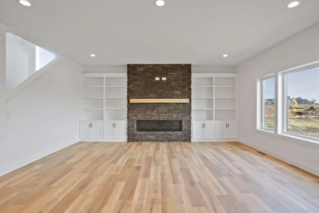 4928 Parkside Circle, Eagan, MN 55123