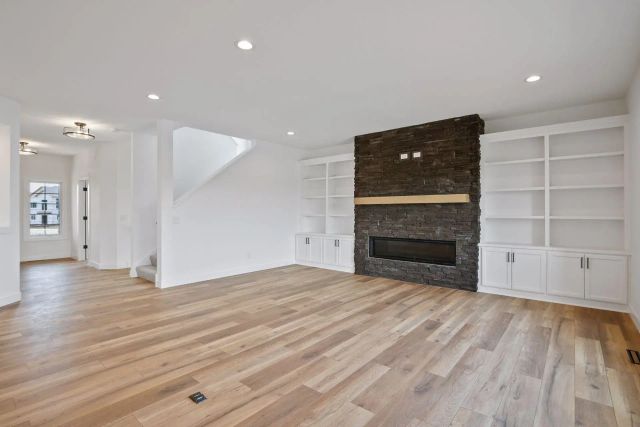 4928 Parkside Circle, Eagan, MN 55123