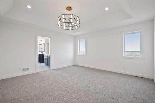 4928 Parkside Circle, Eagan, MN 55123