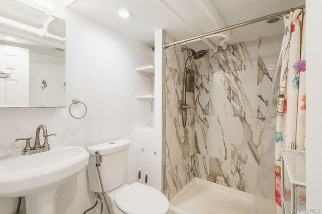 50 Acorn Terrace, New Rochelle, NY 10801