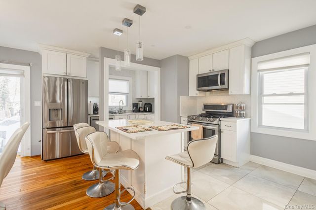 50 Acorn Terrace, New Rochelle, NY 10801