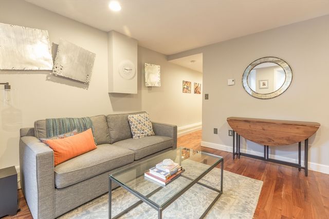 529 Columbus Avenue 14, Boston, MA 02118