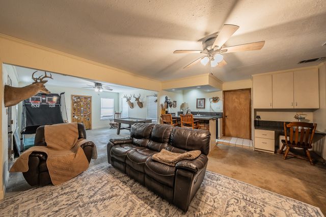 11485 Ridgeview Circle, Fort Worth, TX 76244