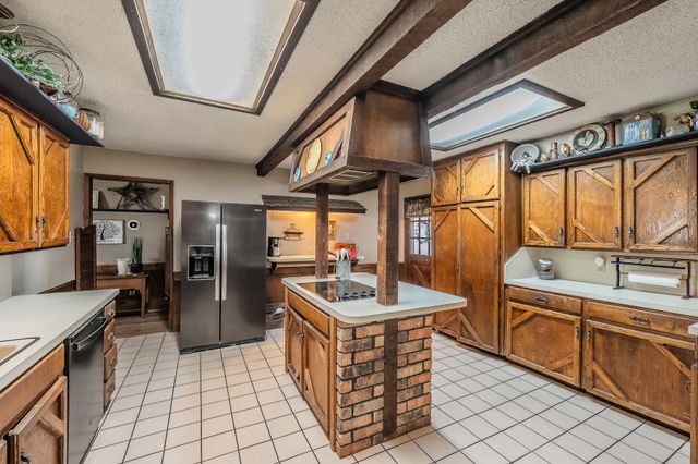 11485 Ridgeview Circle, Fort Worth, TX 76244