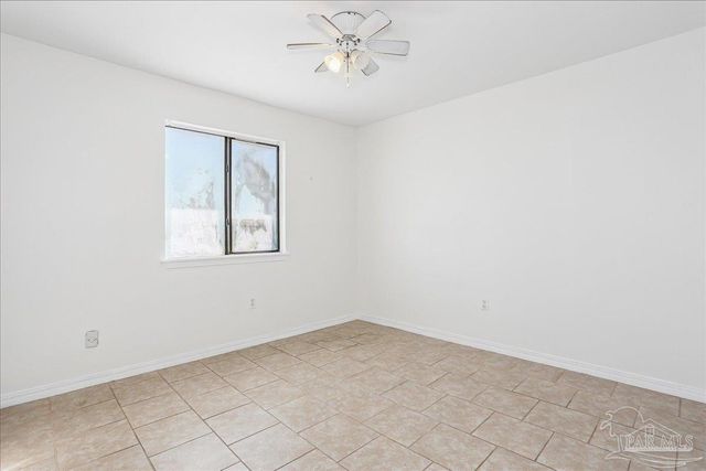 8460 Gulf Blvd 302, Navarre Beach, FL 32566