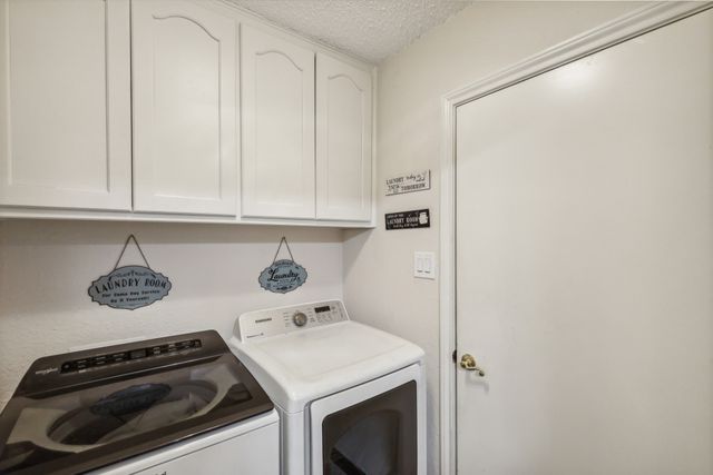 613 Reeves Lane, Kennedale, TX 76060