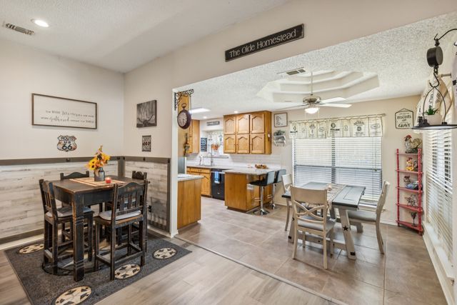 613 Reeves Lane, Kennedale, TX 76060