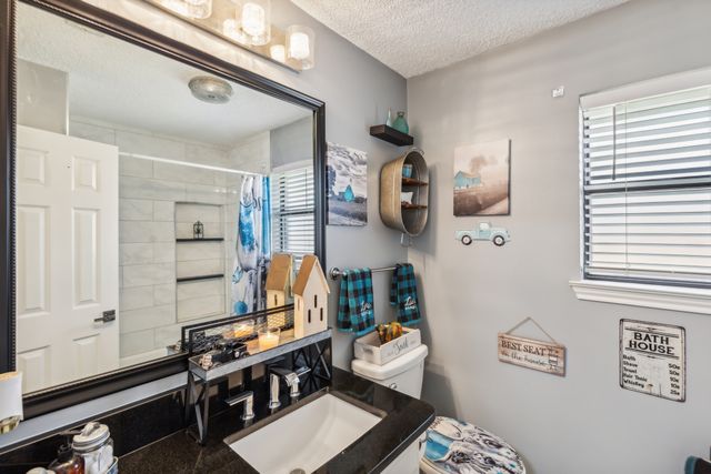 613 Reeves Lane, Kennedale, TX 76060