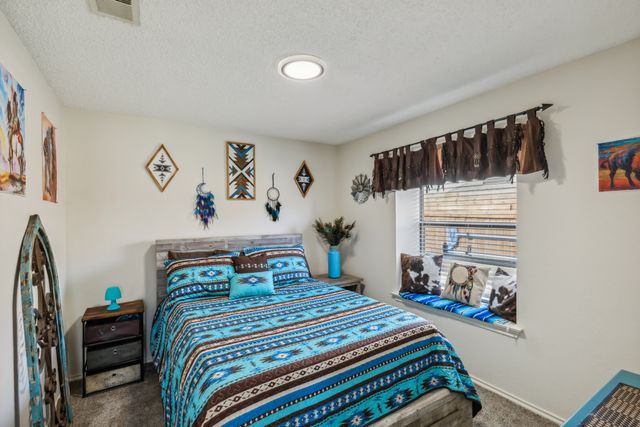 613 Reeves Lane, Kennedale, TX 76060