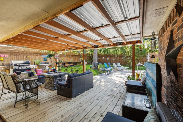 613 Reeves Lane, Kennedale, TX 76060