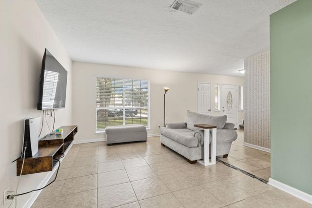 1323 Cowden Court, Missouri City, TX 77489