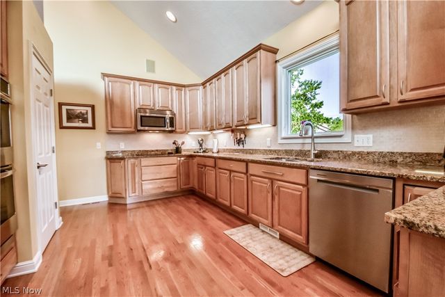 6960 Sturbridge Drive, Concord Twp, OH 44077