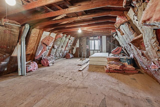 3143 Highway F36 None W, Newton, IA 50208