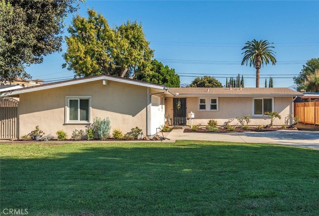 1049 E Walnut Creek Parkway, West Covina, CA 91790 — exterior