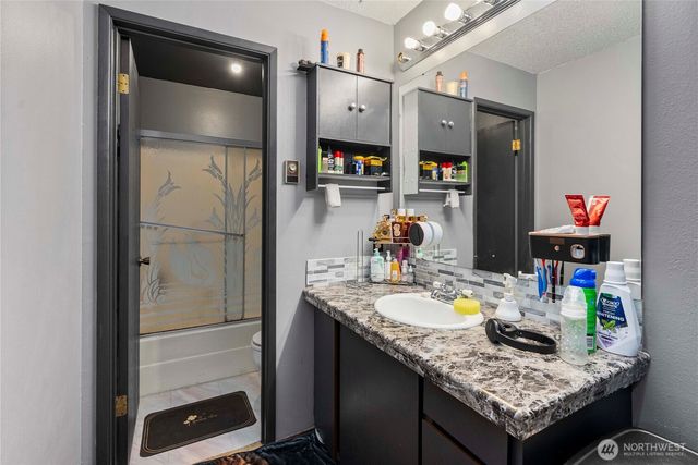 1500 Lake Park Drive SW #28, Tumwater, WA 98512