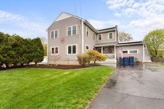 2 Burnside Av, Seekonk, MA 02771