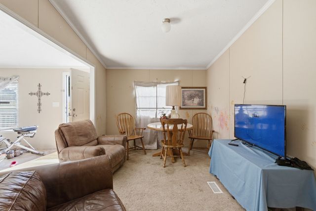 406 Hilltop Meadows Court, Springtown, TX 76082