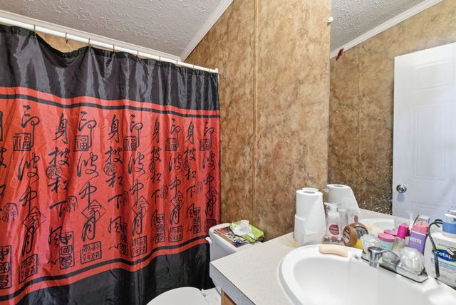 406 Hilltop Meadows Court, Springtown, TX 76082