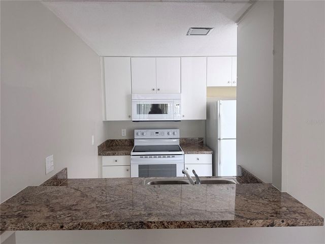 141 FERNERY ROAD A204, Lakeland, FL 33809