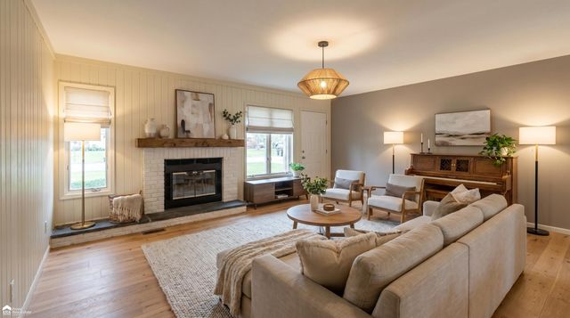 1442 Kettering Avenue, Burton, MI 48509