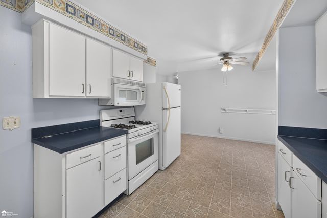 1442 Kettering Avenue, Burton, MI 48509
